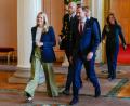 Bild: Lise Åserud/NTB Pool/dpa
Kronprinz Haakon macht sich große Sorgen um seine Frau, Kronprinzessin Mette-Marit (l). (Archivbild)