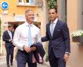 Bild: Thibault Daliphard/Sky/dpa
Ralf Schumacher und Étienne Bousquet-Cassagne haben in Saint-Tropez geheiratet.