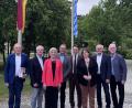 Bild: Peter Wein
SPD-Kreistagsfraktion mit Marianne Schieder an der Spitze (Dritte von rechts)