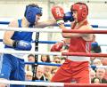 Bild: Hubert Ziegler
Nimrod Kardos (rechts) vom BC Amberg kämpfte gegen Leonard Simon (links) Boxen auf der Amberger Pfingstdult 2026
