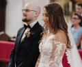 Bild: Franziska Paris
Kevin und Esther Luber, geborene Herzog, haben sich in der Georgskirche in Amberg das Jawort vor Stadtpfarrer Markus Brunner gegeben. Danach wurde in Sulzbach-Rosenberg gefeiert.