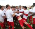 Bild: Karl-Josef Hildenbrand/dpa
Würzburg feiert die Rückkehr in den Profifußball.