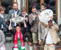 Bild: picture alliance / dpa
Dante (r) feierte gerne Titel mit dem FC Bayern. (Archivbild)