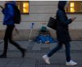 Bild: Peter Kneffel/dpa
Ein Obdachloser in München. (Symbolbild)