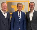 Bild: VR-Bank Amberg-Sulzbach
Die bisherige Führungsspitze der VR-Bank Amberg-Sulzbach (von links): Martin Sachsenhauser (Vorstandsmitglied), Andreas Reindl (Vorstandsmitglied), Florian Rauch (Vorstandsassistenz/Prokurist).