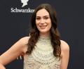 Bild: Felix Hörhager/dpa
Gloria-Sophie Burkandt ist eine der Protagonistinnen in „Born Famous - Fluch oder Segen?“. (Archivbild)