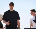 Bild: Christian Charisius/dpa
Manuel Neuer (l.) ist mit Jonas Urbig (r.) an der Promenade des Lake Michigan in Chicago.