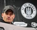 Bild: Christian Charisius/dpa
Trainer Alexander Blessin und der FC St. Pauli gehen wohl getrennte Wege. (Archivbild)