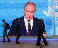 Bild: Dmitri Lovetsky/AP/dpa
Kremlchef Wladimir Putin weist westliche Warnungen vor einem baldigen Überfall Moskaus auf ein Nato-Land als Unsinn zurück.