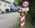 Bild: ge
Das ist der Knackpunkt: Die Wilhelm-Busch-Straße ist beschränkt auf 3,5 Tonnen und Anliegerverkehr, außerdem Zone 30. Nicht jeder hält sich daran.