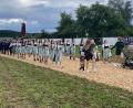 Bild: Josef Glas
Die Kleinschwandner Festdamen sind in feschen Dirndln ein Blickfang.
