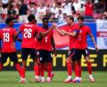 Bild: Bradley Collyer/PA Wire/dpa
Harry Kane (2.v.r.) erzielte den Führungstreffer für England.