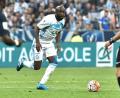 Bild: picture alliance / dpa
Lassana Diarra - hier im Trikot von Olympique Marseille - klagte gegen die FIFA. Nun soll der Disput beigelegt sein. (Archivbild)