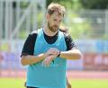 Bild: Hubert Ziegler
Zeit, dass sich was dreht: Der FC Amberg um Trainer Mario Zitzmann ist zurück in der Landesliga und bereitet sich ab Samstag intensiv für die neue Saison vor.