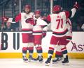 Bild: John Locher/AP/dpa
Die Hurricanes jubelten fünf Mal in Las Vegas - das reichte zum Ausgleich in den Stanley Cup Finals.