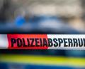 Bild: David Inderlied/dpa
Zwischenzeitlich sperrte die Polizei mehrere Straßen in der Nähe des Hotels. (Symbolbild)