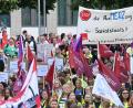 Bild: Julian Stratenschulte/dpa
In Hannover protestierten mehrere Tausend Menschen gegen die Gesundheitsreform.