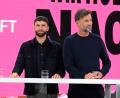 Bild: Felix Hörhager/dpa
Thomas Müller und Jürgen Klopp sind als TV-Experten bei der WM. (Archivbild)