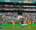 Bild: Natacha Pisarenko/AP/dpa
Raúl Jiménez nach seinem Tor zum 2:0.