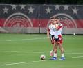 Bild: Federico Gambarini/dpa
Joshua Kimmich und David Raum sorgen für Spaß im DFB-Camp.