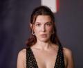 Bild: Andrew Park/Invision/AP/dpa
Ein knappes Jahr nach der Adoption ihrer kleinen Tochter wünscht sich „Stranger Things“-Star Millie Bobby Brown, eines Tages selbst schwanger zu sein. (Archivbild)