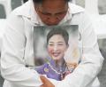 Bild: Sakchai Lalit/AP/dpa
Viele Menschen in Thailand trauern um die Prinzessin.