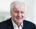 Bild: Sven Hoppe/dpa
Horst Seehofer (CSU) begrüßt die verschärften Regeln in der EU für Asylsuchende. (Archivbild)