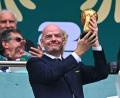 Bild: Tom Weller/dpa
Schlechter Scherz? In Italien kommt eine Aussage von Gianni Infantino nicht gut an. (Archivfoto)