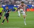 Bild: Jayne Kamin-Oncea/AP/dpa
Teures Vergnügen: Wer Christian Pulisic (r) und Co. im Stadion sehen will, muss nun noch tiefer in die Tasche greifen.