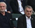 Bild: David Inderlied/dpa
NRW-Innenminister Herbert Reul will Vereine in die Pflicht nehmen. (Archivbild)