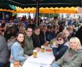 Bild: Konrad Rosner
Im Beisein vieler Besucher, unter ihnen auch der ehemalige Bürgermeister Franz Stahl, wurde am Freitagabend der fünfte "KulturSommer" eröffnet.