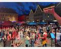 Bild: Petra Hartl
Da war was los bei "Michael JackTs Net" am Samstag am Marktplatz.