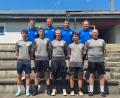 Bild: SV Schwarzhofen
Die Neuzugänge und sportlich Verantwortlichen des SV Schwarzhofen: (hintere Reihe von links): Co-Spielertrainer Manuel Zäch, die Sportlichen Leiter Mathias Biebl und Stephan Bauer sowie Trainer Adi Götz; (vordere Reihe von links): Moritz Auburger, Unmut Demirtas, Max Wissmann, Felix Auburger und Torwart-Trainer Markus Schubert.
