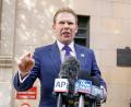 Bild: Mary Altaffer/AP/dpa
Andrew Giuliani hat das Einreiseverbot für den somalischen Schiedsrichter Omar Artan in die USA verteidigt. (Archivbild)
