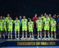 Bild: Marius Becker/dpa
Enttäuschte Handballer der Füchse Berlin nach der zweiten Silbermedaille in der Champions League in Folge.