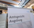 Bild: Karl-Josef Hildenbrand/dpa
Ein Polizist ist vom Amtsgericht Augsburg wegen Bestechung verurteilt worden. (Symbolbild)