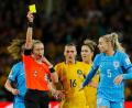 Bild: Abbie Parr/AP/dpa
Tori Penso (l) leitete das Spiel von Tschechien gegen Südafrika. (Archivbild)