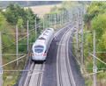 Symbolbild: Julian Stratenschulte/dpa
Die DB InfraGO hat den Bahnhof Kirchenlaibach barrierefrei ausgebaut.