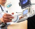 Bild: Angelika Warmuth/dpa
Für bestimmte Ultraschall-Untersuchungen müssen Patienten selbst zahlen. (Archivbild)