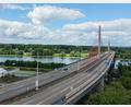 Bild: Benjamin Westhoff/dpa
Die Bonner Rheinbrücke wurde Anfang Juni komplett für den Verkehr gesperrt. (Archivbild)