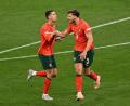 Bild: Sven Hoppe/dpa
Für Portugal bei der WM: Ruben Dias (r) und Cristiano Ronaldo.