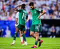 Bild: Tom Weller/dpa
Fühlen sich ungerecht behandelt: die Nationalspieler Algeriens. (Archivbild)