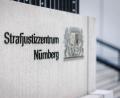 Bild: Daniel Karmann/dpa
Wegen Kindesmissbrauchs per Livestream muss sich ein 53 Jahre alter Mann in Nürnberg verantworten. (Symbolbild)