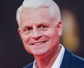 Bild: Rolf Vennenbernd/dpa
Erst im Februar hatte der Entertainer seinen Vater verloren, jetzt muss er den nächsten Verlust verkraften.