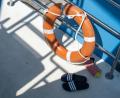 Bild: Stefan Puchner/dpa
Rettungskräfte bargen den Mann noch aus dem Wasser, er starb später in einem Krankenhaus. (Symbolbild)