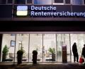 Bild: Julian Stratenschulte/dpa/dpa-tmn
Die Rentenreform soll weitreichende Veränderungen bringen. (Symbolbild)