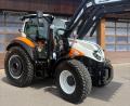 Bild: Stadt Neustadt/WN
Der neue, vielseitig einsetzbare Traktor ergänzt künftig den Fuhrpark des Bauhofs in Neustadt/WN.