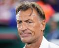 Bild: Matias Delacroix/AP/dpa
Hervé Renard hat seine Zukunft als Trainer von Tunesien offen gelassen. (Archivbild)