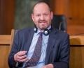 Bild: Daniel Karmann/dpa-Pool/dpa
Erhält den Friedenspreis des Deutschen Buchhandels: der französisch-britische Jurist und Autor Philippe Sands.