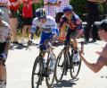 Bild: Bernard Papon/Pool L'Equipe/AP/dpa
Schlagabtausch bei der Tour 2025: Florian Lipowitz, im weißen Trikot des besten Nachwuchsfahrers, und der Brite Oscar Onley (r). (Archivbild)
